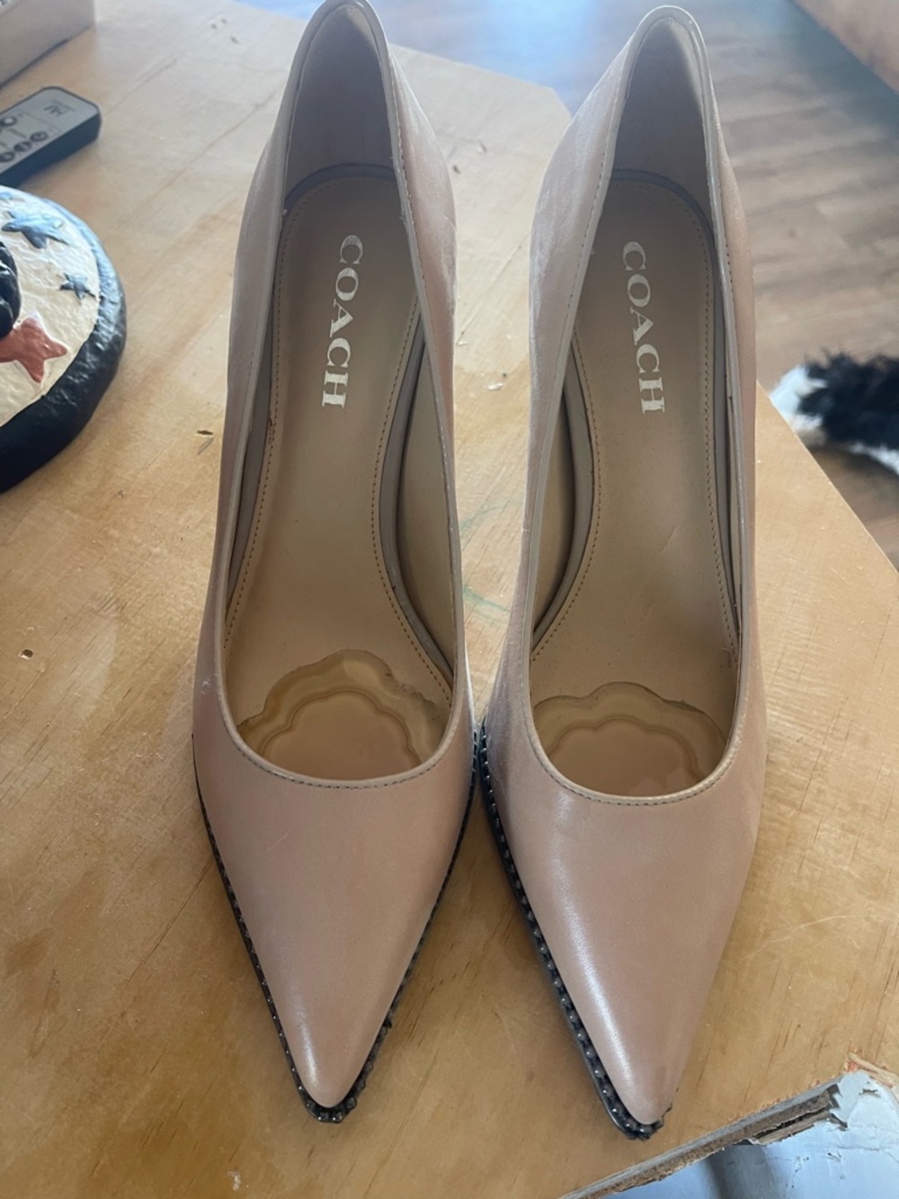 Coach Blush Beige Leather Pointed-Toe Pumps